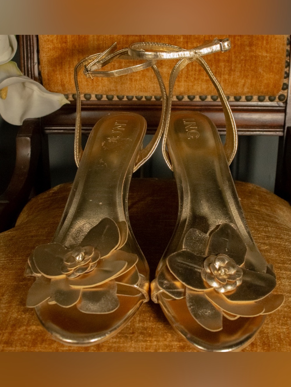 SIZE 12 INC International Concepts "Devynn" Flower Dress Sandals